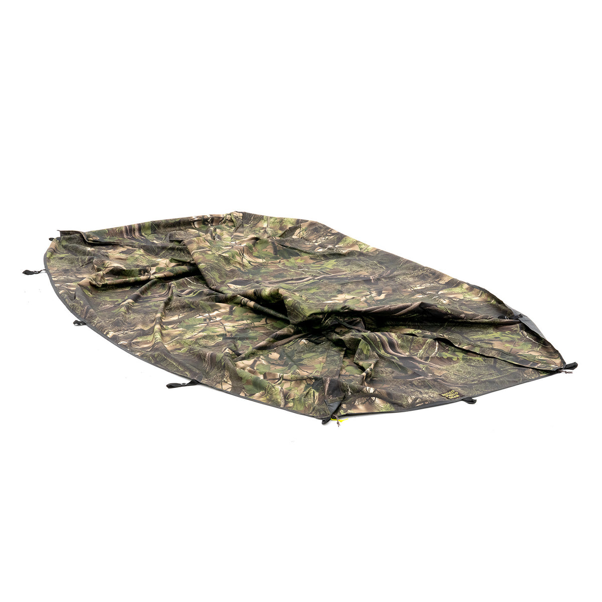 Housse de pluie Buteo Falco Mark IV en camouflage feuillage vert, étalée à plat avec des boucles sur le bord