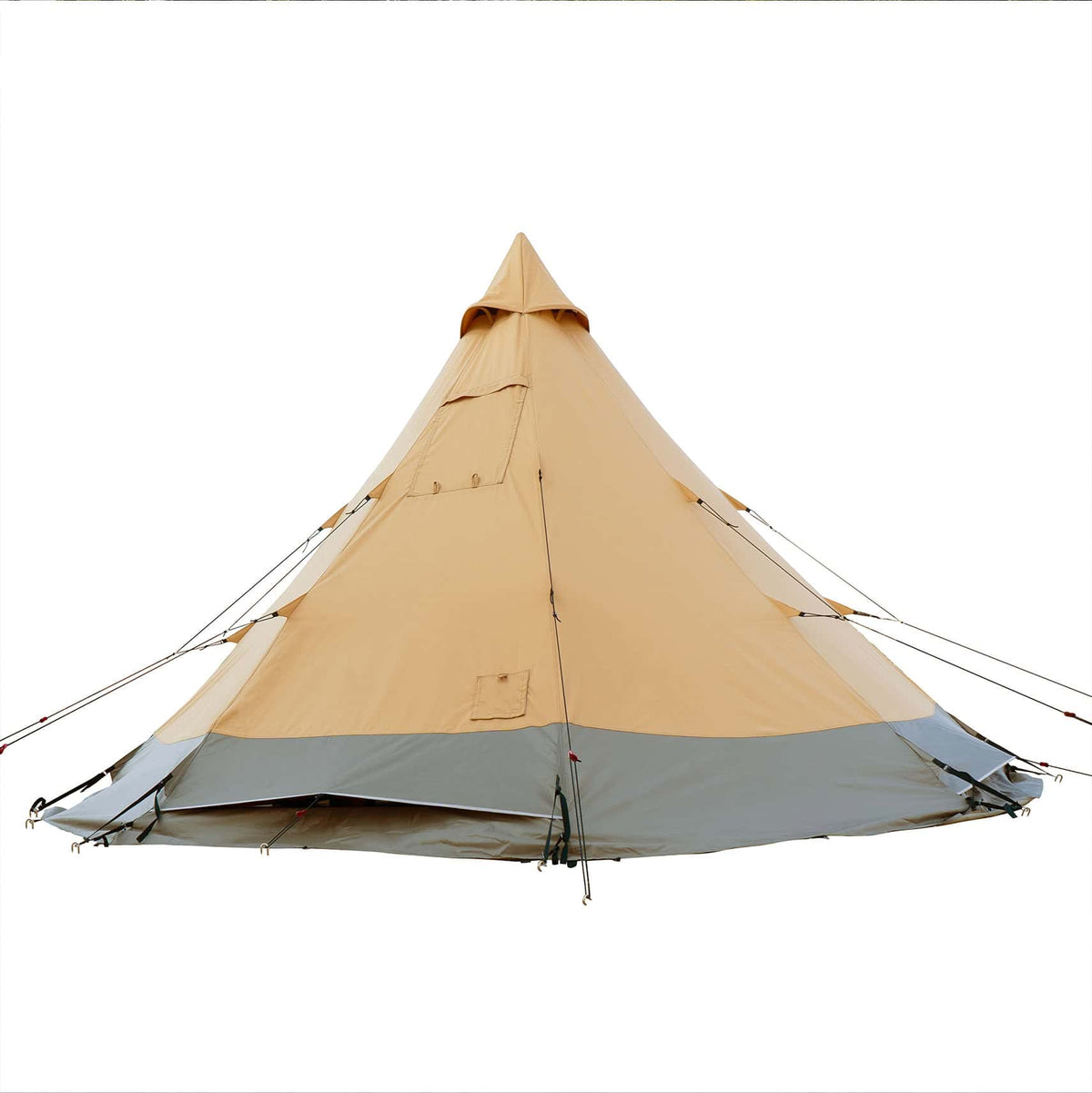 Tente tipi Winnerwell Arctic vue de côté avec porte fermée et haubans tendus
