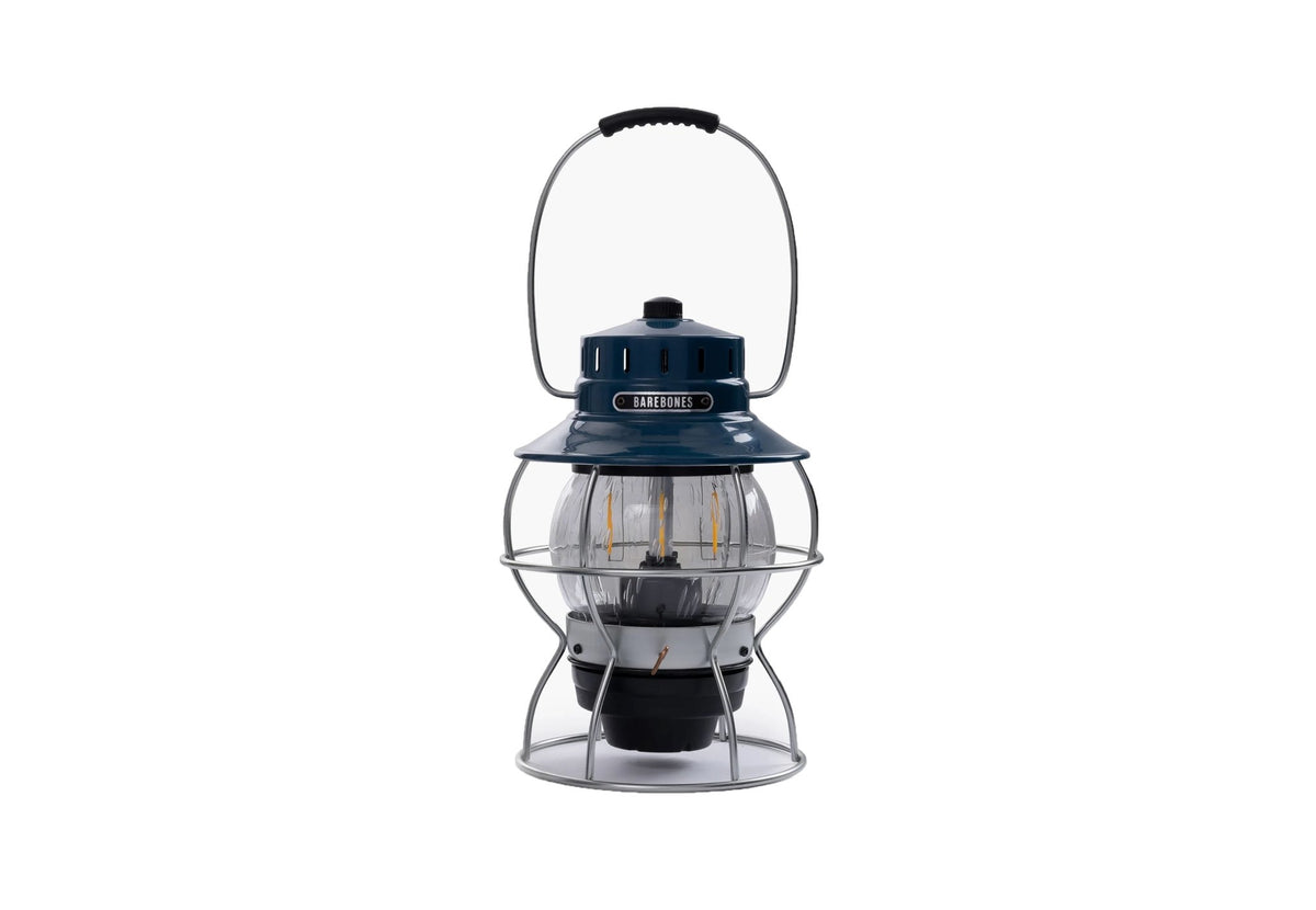 Lampe Barebones Railroad avec capot bleu et cage argentée, éteinte