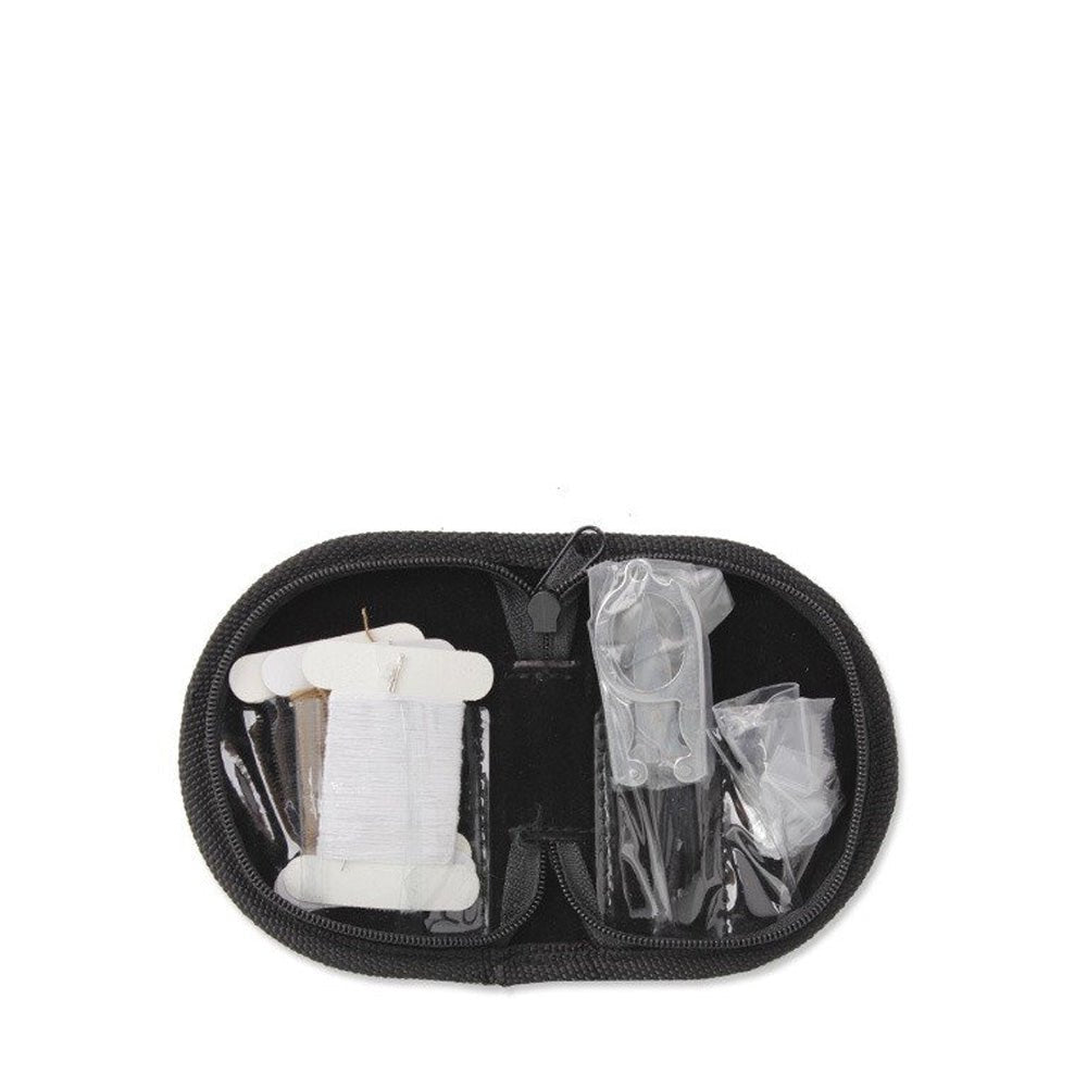 Kit de couture BCB ouvert, trousse noire zippée avec cartes de fil, aiguilles et petits sachets