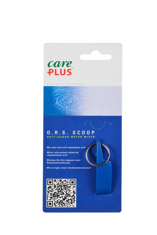 Cuillère doseuse Care Plus pour sels de réhydratation sous blister sur une carte bleue