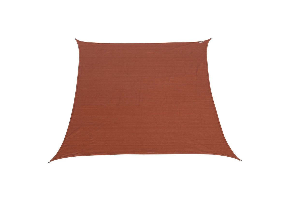 Pare-soleil CanvasCamp CoolAir à quatre côtés en terracotta, tendu aux quatre coins