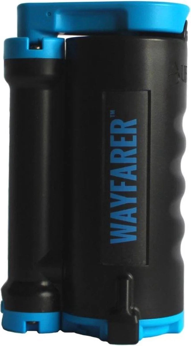 Lifesaver Wayfarer purificateur d'eau, pompe manuelle noire avec étrier bleu, vue de face