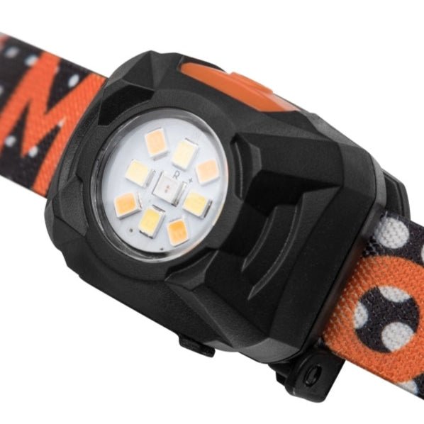 Mactronic Rebel détail de la tête noire avec un anneau de petites LED derrière le verre