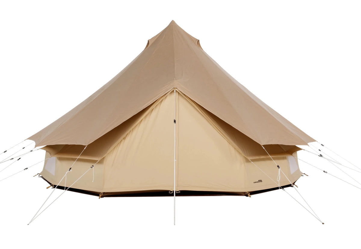 Sibley Fly All Season, protection beige sur le toit d'une tente cloche, vue de face