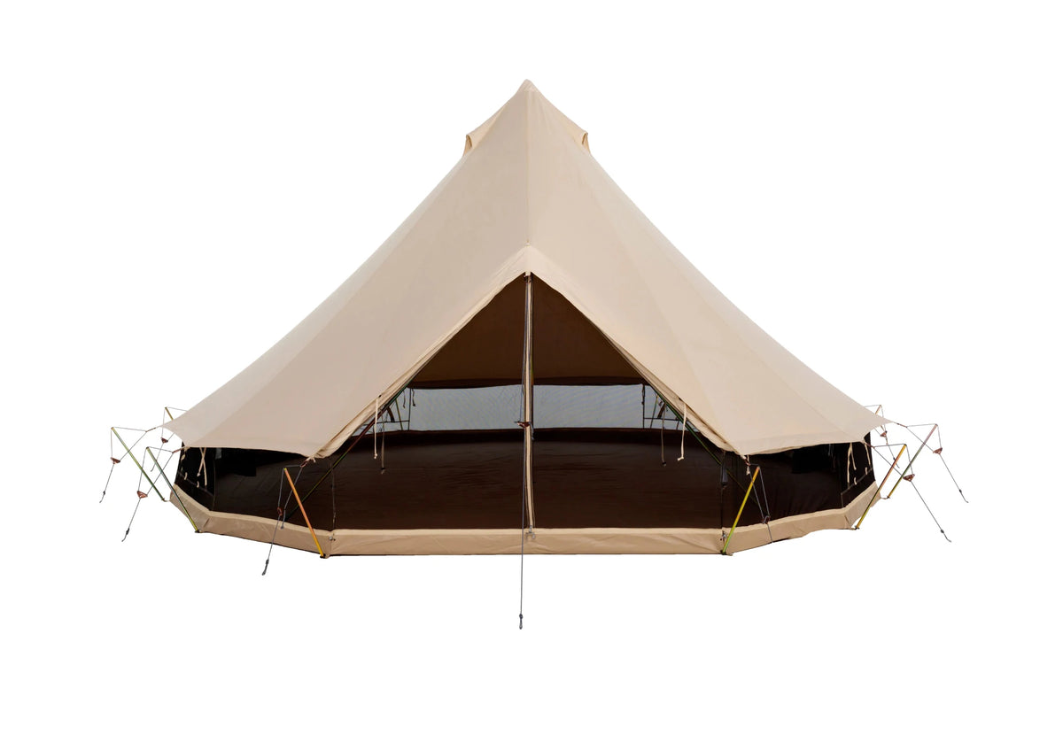 CanvasCamp Sibley Apex 450 avec porte ouverte, parois enroulées et moustiquaire tout autour
