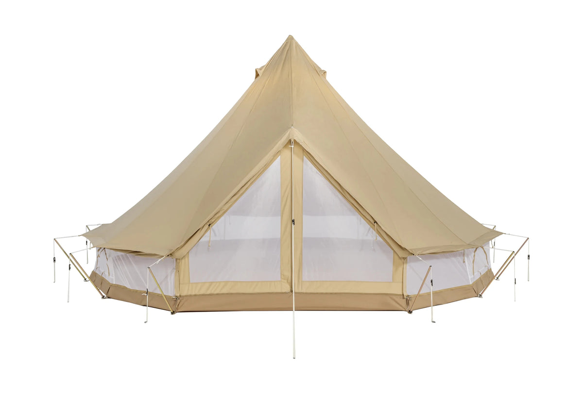 CanvasCamp Sibley ProTech 500 avec porte ouverte, moustiquaire dans l'entrée et tout autour en bas