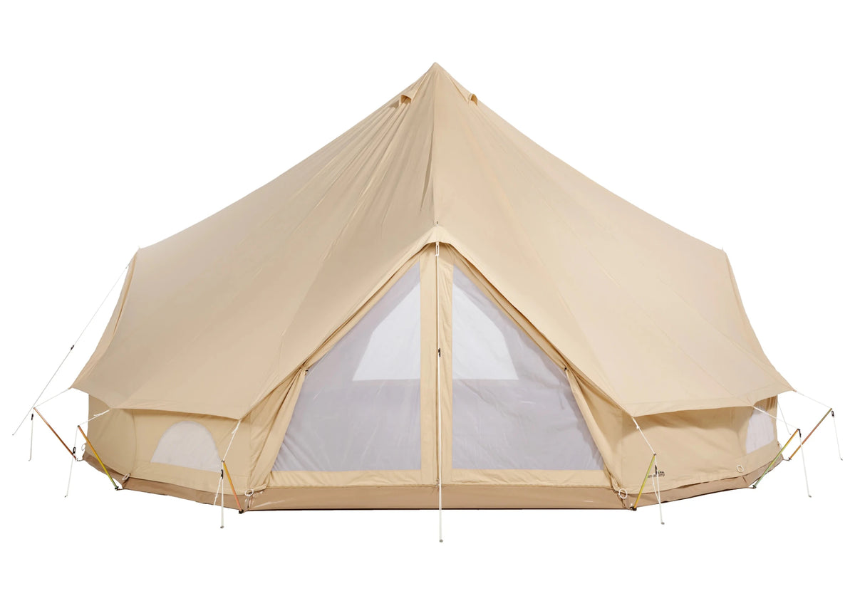 CanvasCamp Sibley ProTech 700 QD de face avec la porte ouverte et la porte moustiquaire fermée