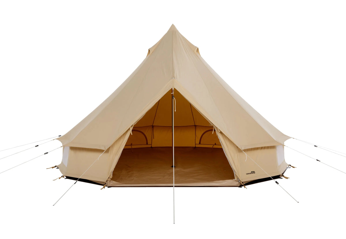 CanvasCamp Sibley Traveller 300 avec porte grande ouverte et vue sur le sol vide à l'intérieur