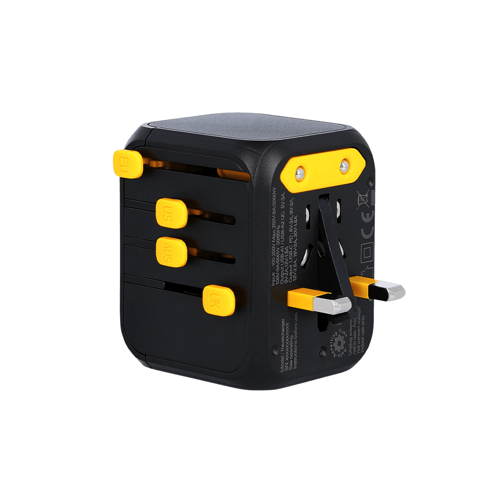 WakaWaka Travelcharger vu de face en biais avec broches rectangulaires sorties
