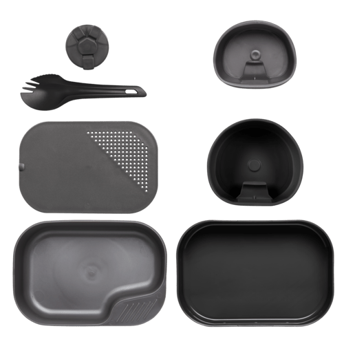 Wildo Camp-A-Box Complete gris et noir avec cuillère-fourchette, bols, assiettes et planche à découper