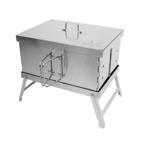 Winnerwell Flat Smoker vu du grand côté avec couvercle fermé et poignée rabattable