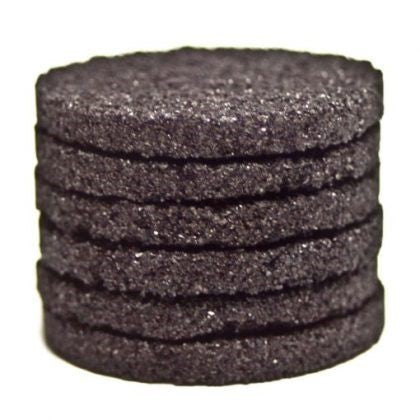 Lifesaver Cube disques charbon actif, pile de six disques noirs en charbon actif