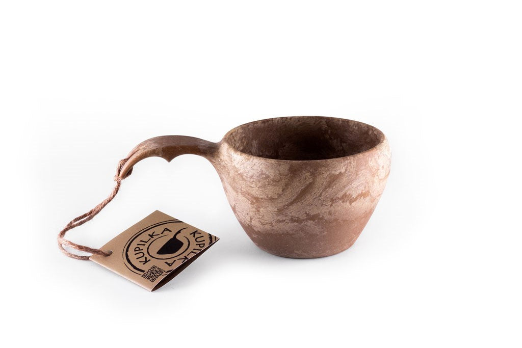 Kupilka 37 Large Cup marron marbré avec anse, petite boucle et étiquette en carton