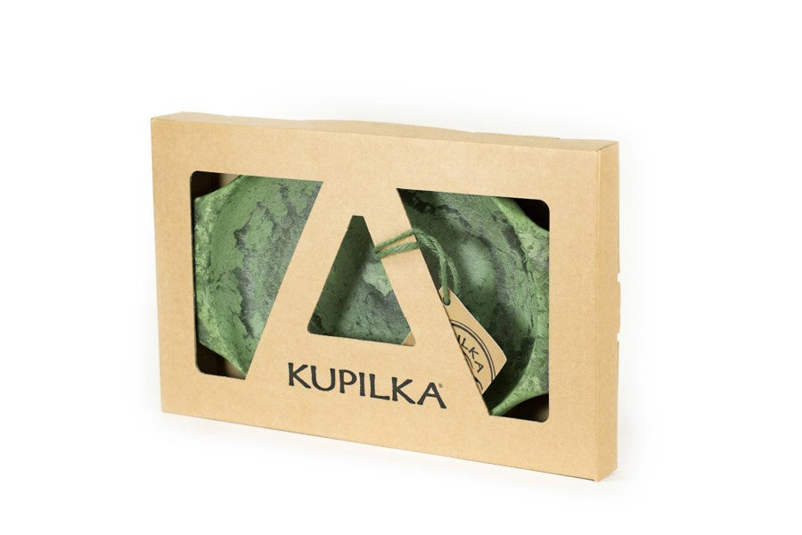 Kupilka 44 assiette verte dans l'emballage en carton avec fenêtre triangulaire