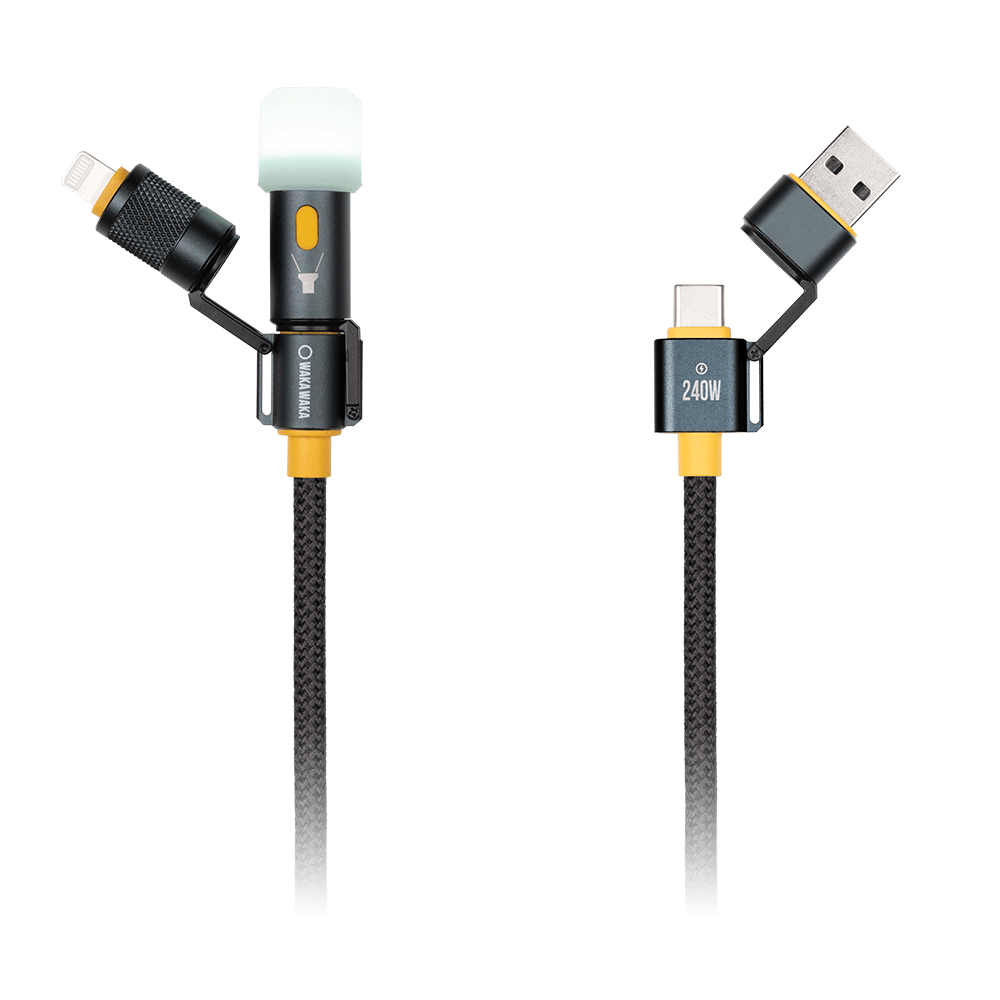 Câble WakaWaka Connect Pro avec ses deux extrémités, lampe, fiches Lightning, USB-C et USB-A