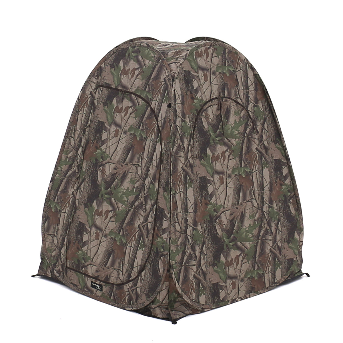 Affût Outdoor Club camouflage vu de face, avec le contour de la porte et des fenêtres