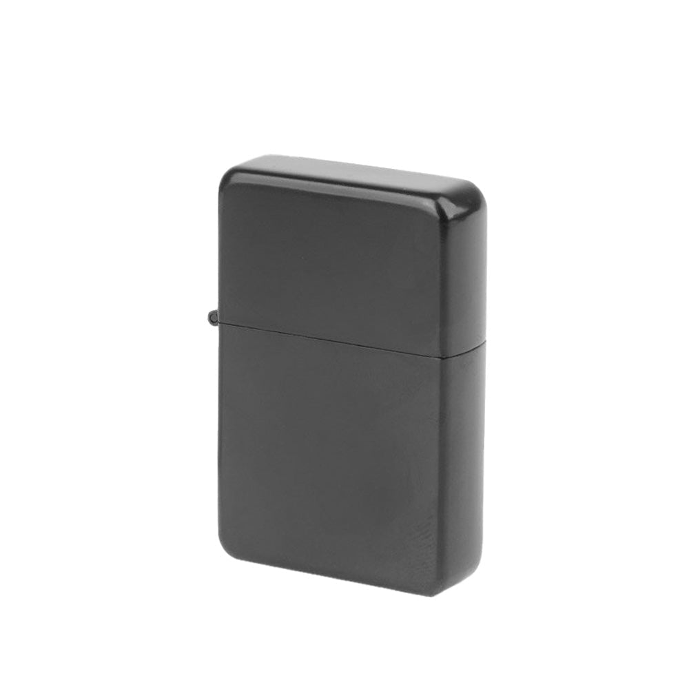 Briquet à essence Atomic noir mat, fermé et debout