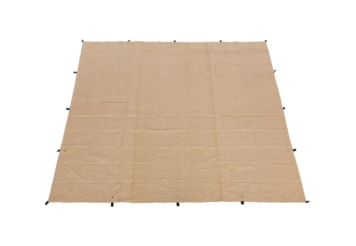 CanvasCamp Heavy Duty Shelter en toile carrée couleur sable, étalé à plat et vu du dessus