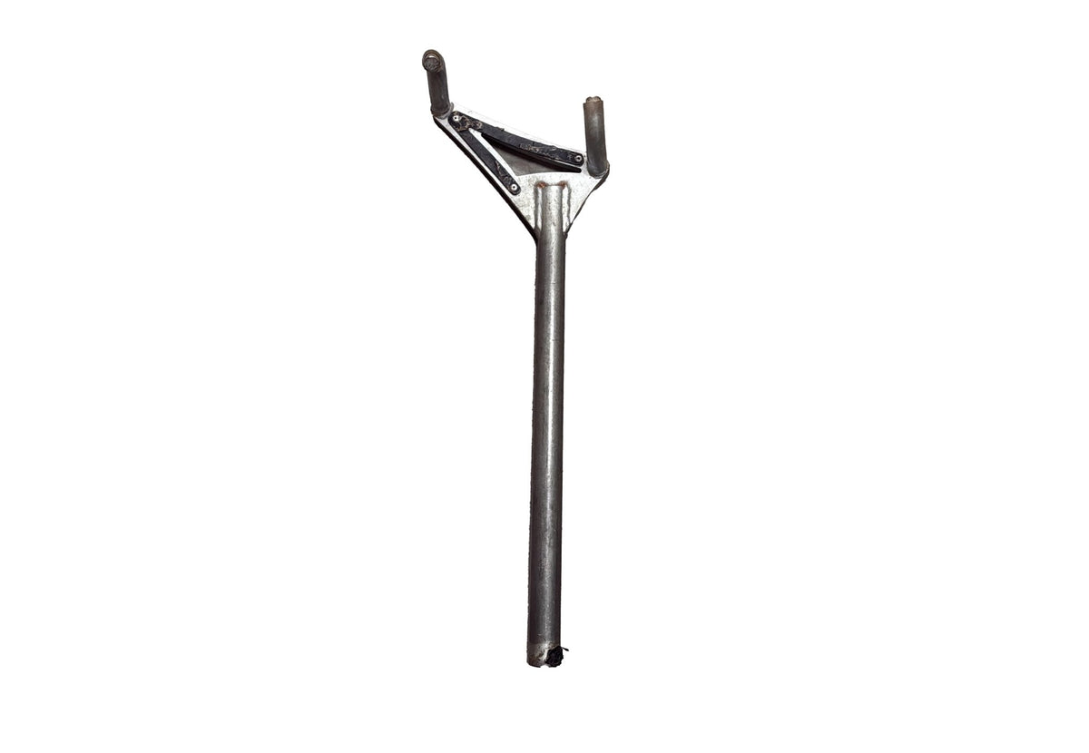 lève-mâts Stretch Tent, support de mât métallique à sommet fourchu sur fond blanc
