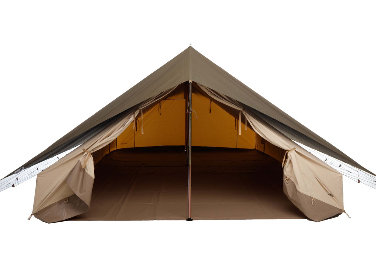 CanvasCamp Apex 4 x 4 avec toit gris-brun foncé et portes enroulées, vue dans la tente