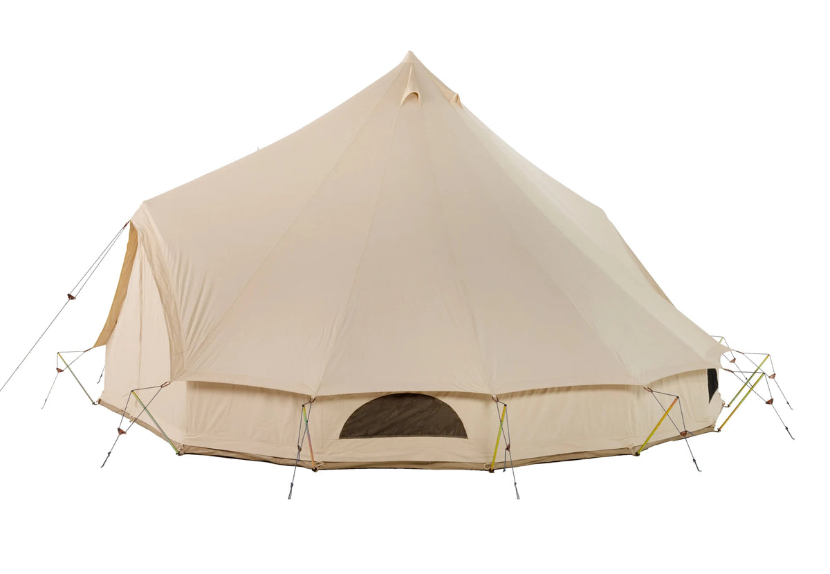 CanvasCamp Sibley Apex 600 DD vue de côté avec une fenêtre dans la paroi et une porte à gauche