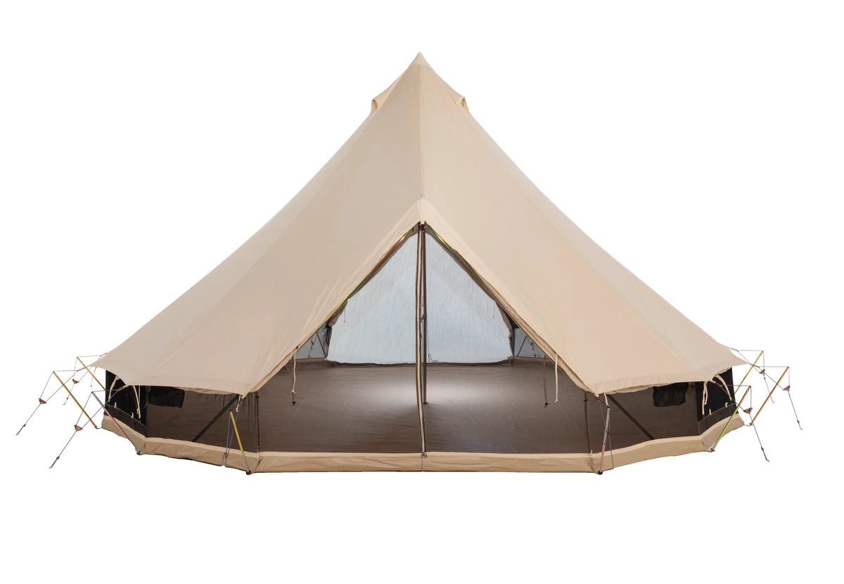 CanvasCamp Sibley Apex 600 DD avec porte ouverte, parois relevées et moustiquaire tout autour