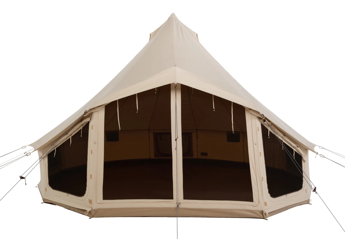 CanvasCamp Sibley Apex 620 de face avec porte relevée et parois latérales en moustiquaire