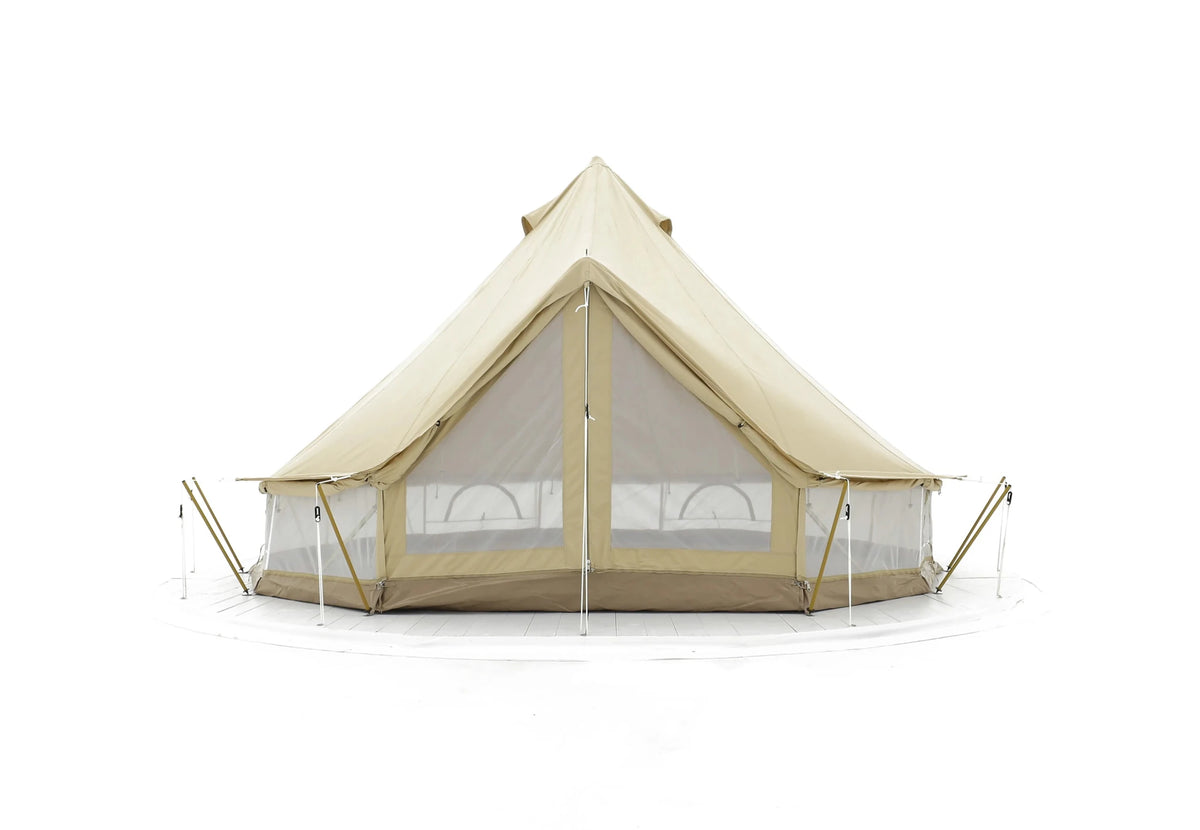 CanvasCamp Sibley ProTech 300 de face avec porte relevée et moustiquaire dans l'entrée