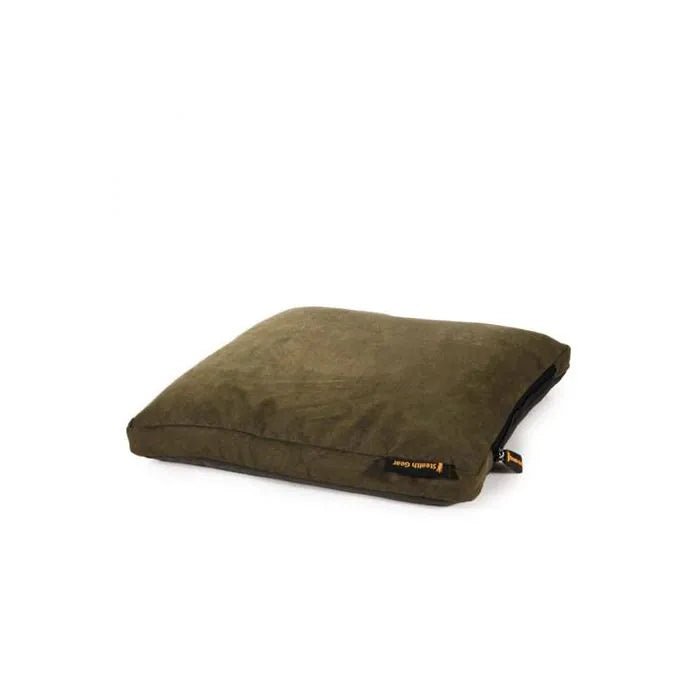 Stealth Gear Flat Bean Bag, coussin vert plat avec une petite étiquette sur le côté