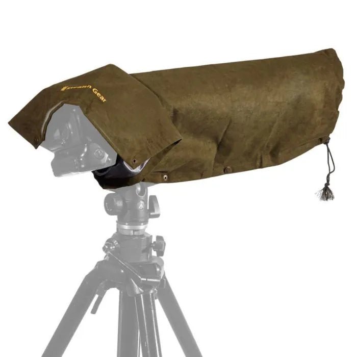 Stealth Gear Extreme Raincover sur un appareil photo avec téléobjectif sur trépied