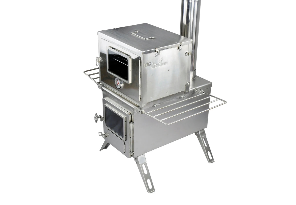 Winnerwell Fastfold Oven posé sur un poêle de tente avec tuyau et étagères latérales