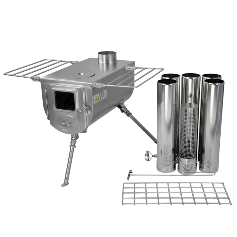 Winnerwell Woodlander en kit vu de gauche avec tuyaux de poêle debout et une grille